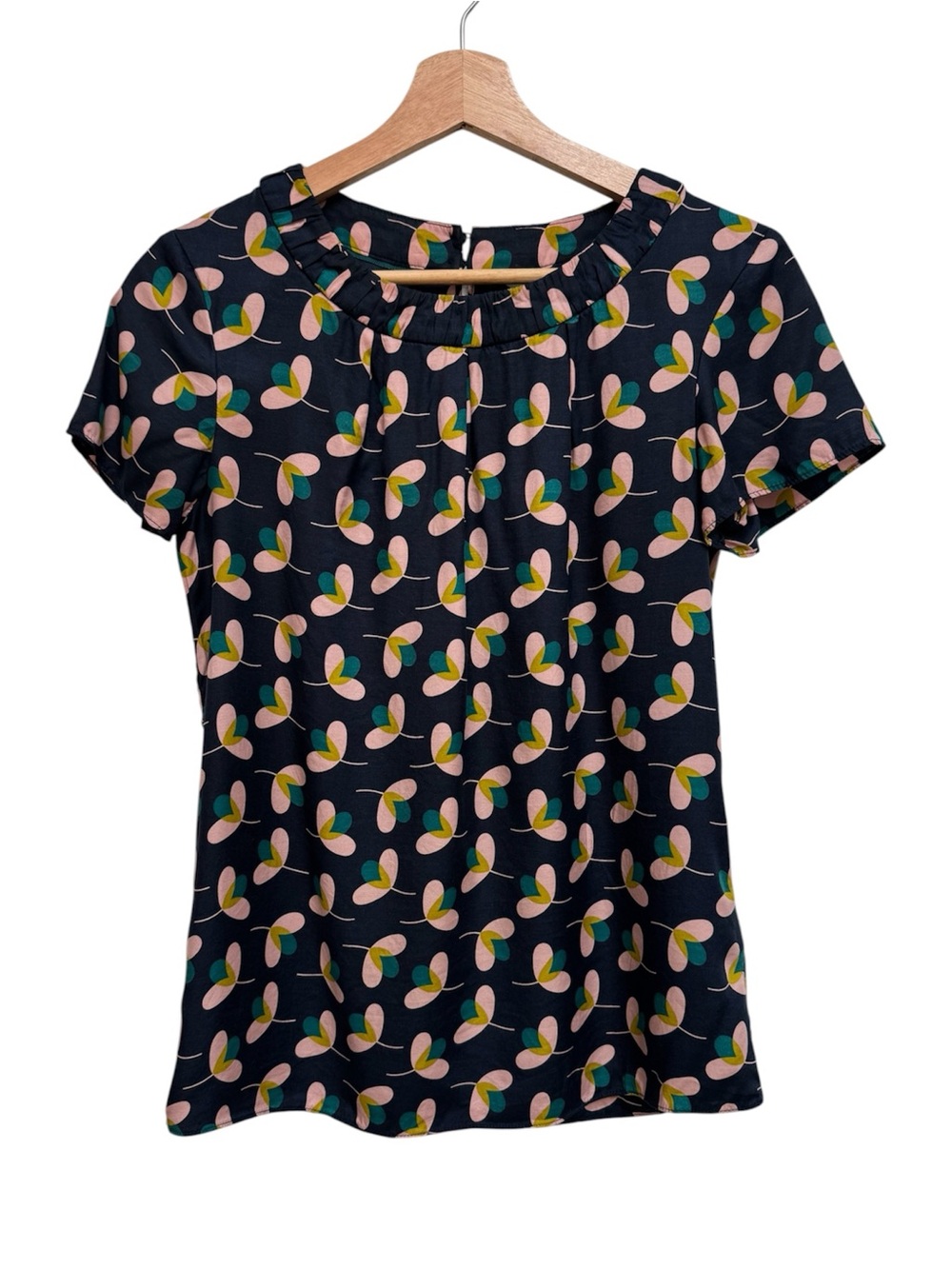 Boden Carey Top Blouse Floral Women Size 2 Silk Blend Preppy Date Night Gathered